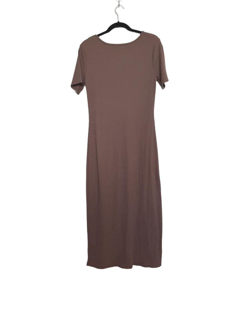 Ribbed Knit Short Sleeve Maxi Dress in Brown - Picture 5 of 5